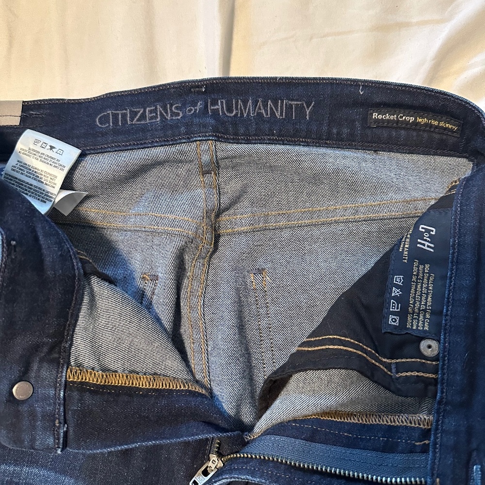 Women’s jeans